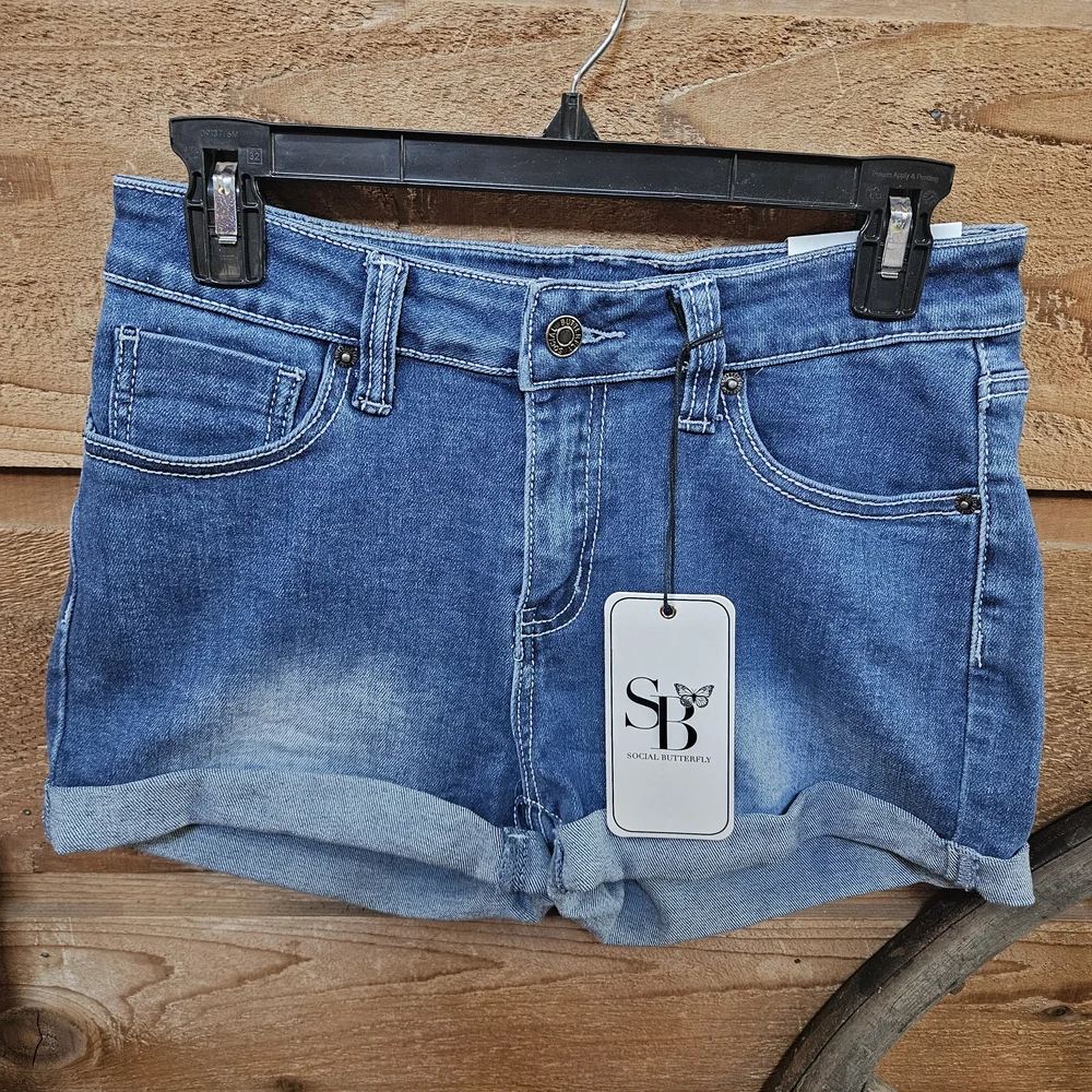 Social Butterflies Embroidered Pink Cross On Pockets💗 Blue Jean Shorts
